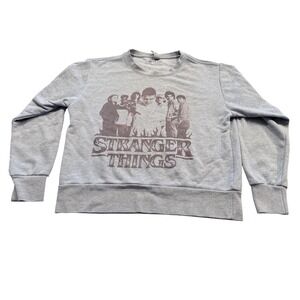 Netflix Stranger Things Graphic Sweatshirt Crewneck Light Gray Small 2023